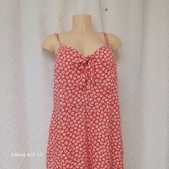 Old Navy  Red Patterned Women's Jumpsuit Size XL - Picture 5 of 16